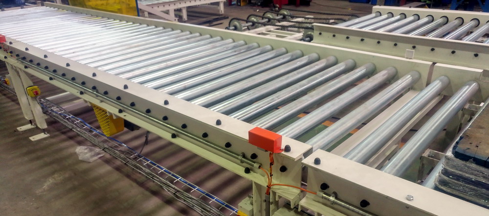 Chain Driven Roller Conveyor